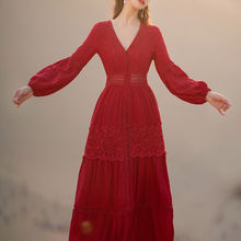 v领包扣沙漠裙新疆大西北青海湖显瘦防晒海边度假旅游红色长裙仙