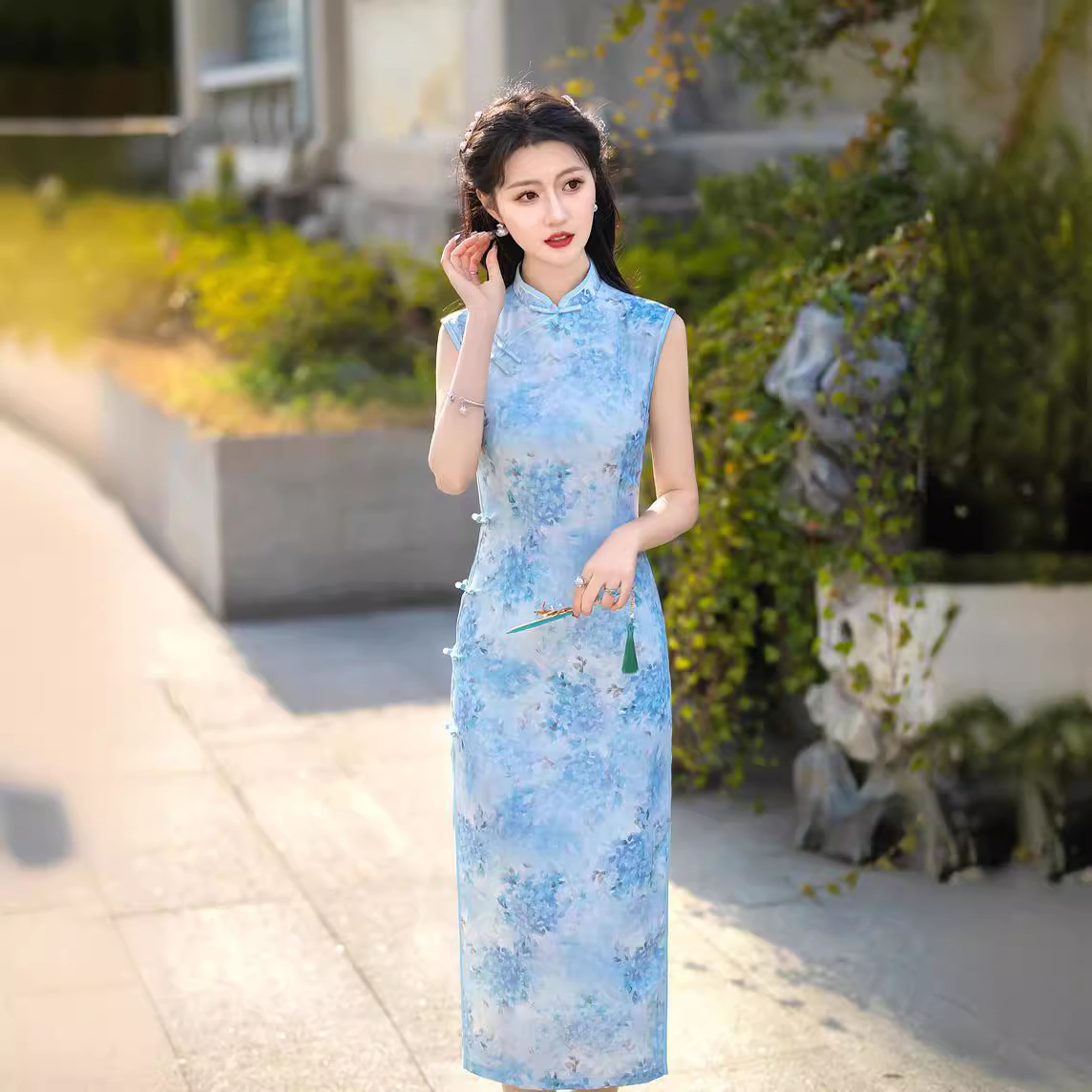 改良年轻款丝绸双层旗袍2024夏季新品无袖蓝色修身显瘦日常旗袍裙