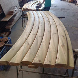 实木扶手弧形楼梯