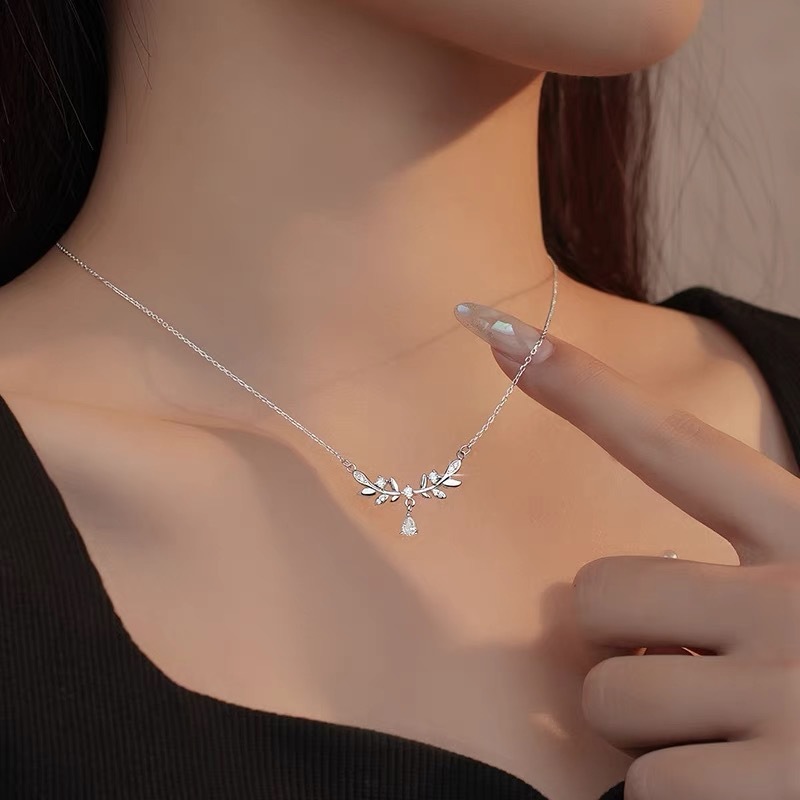 Laurel Goddess S999 Pure Silver Wheat Necklace Women's Light Luxury Cold Style Clavicle Chain Diamond-Embedded Sterling Silver Necklace Wholesale