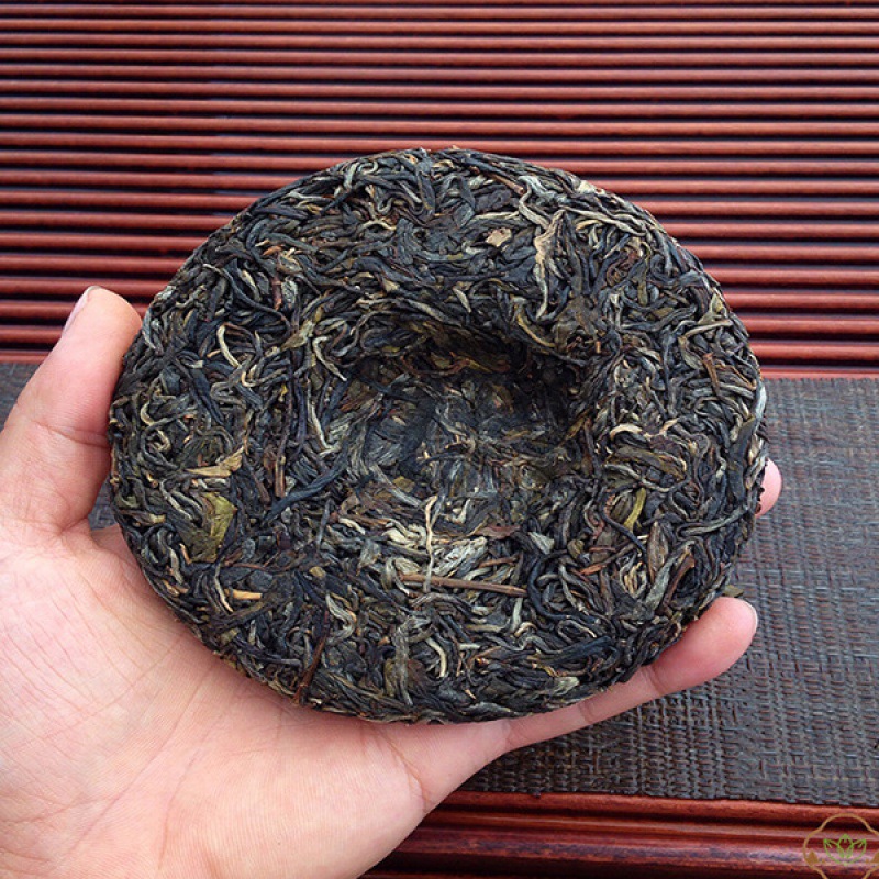 批发云南普洱生茶班章老树茶蜜香浓郁100克小饼茶厂家支持一件代