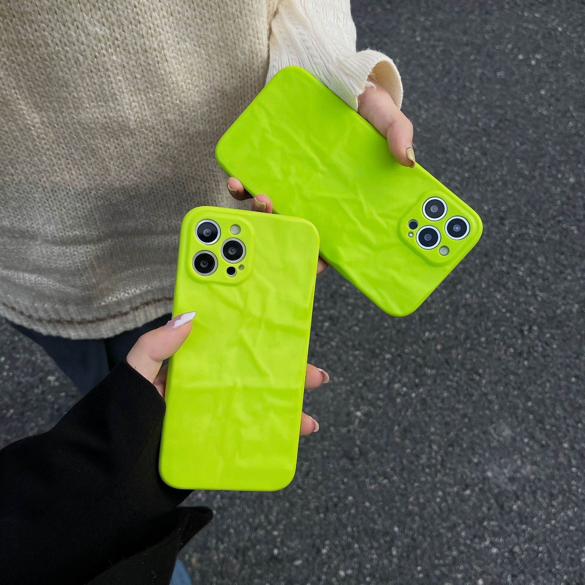 ins简约荧光绿色适用12pro/max苹果13手机壳iphone11防摔x/xr软8p
