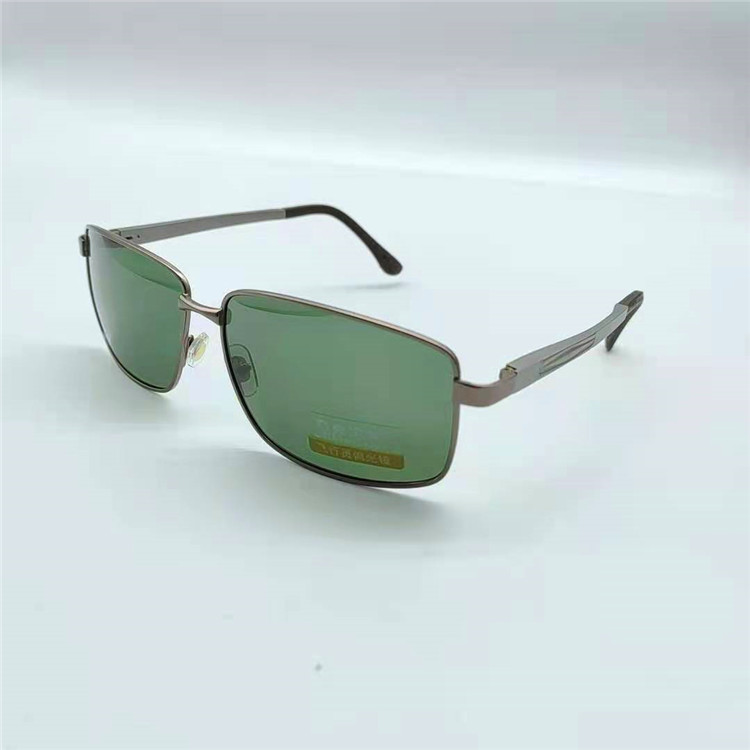 偏光新款2021马克宝龙偏光太阳镜铝镁弹簧腿飞行员墨镜简包装批发