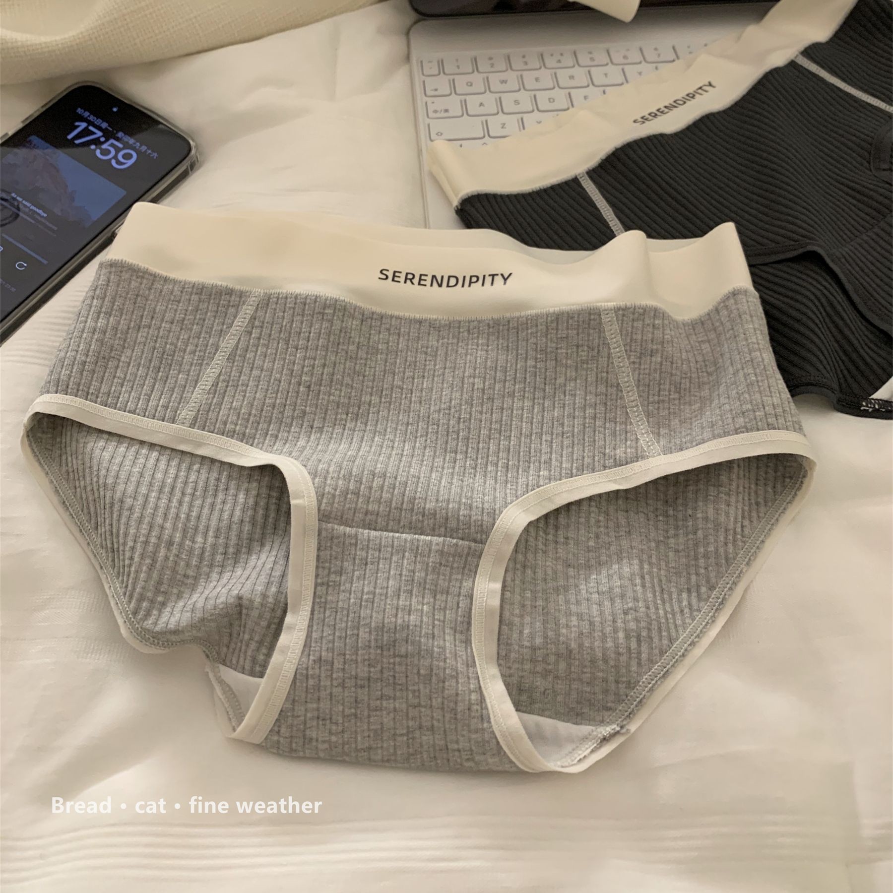 日系慵懒风纯棉女士内裤字母边舒适亲肤透气中腰螺纹女生三角裤