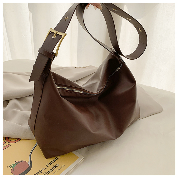 Idle Style New Large Capacity Shoulder Bag Women's Casual Simple Solid Color Pu Tote Bag Commuting Solid Color Crossbody Bag