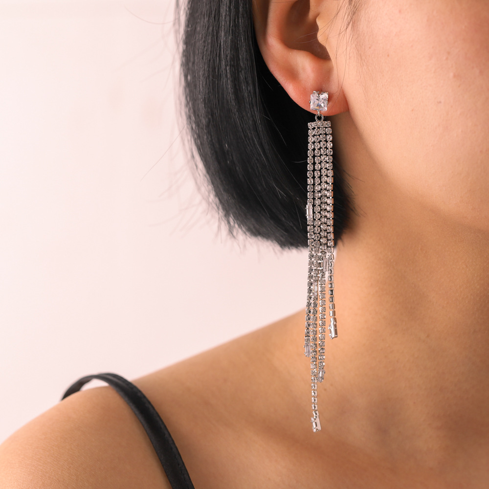 韩版轻奢风满钻流苏耳环宴会礼服超闪水钻长耳线s925银针耳饰批发