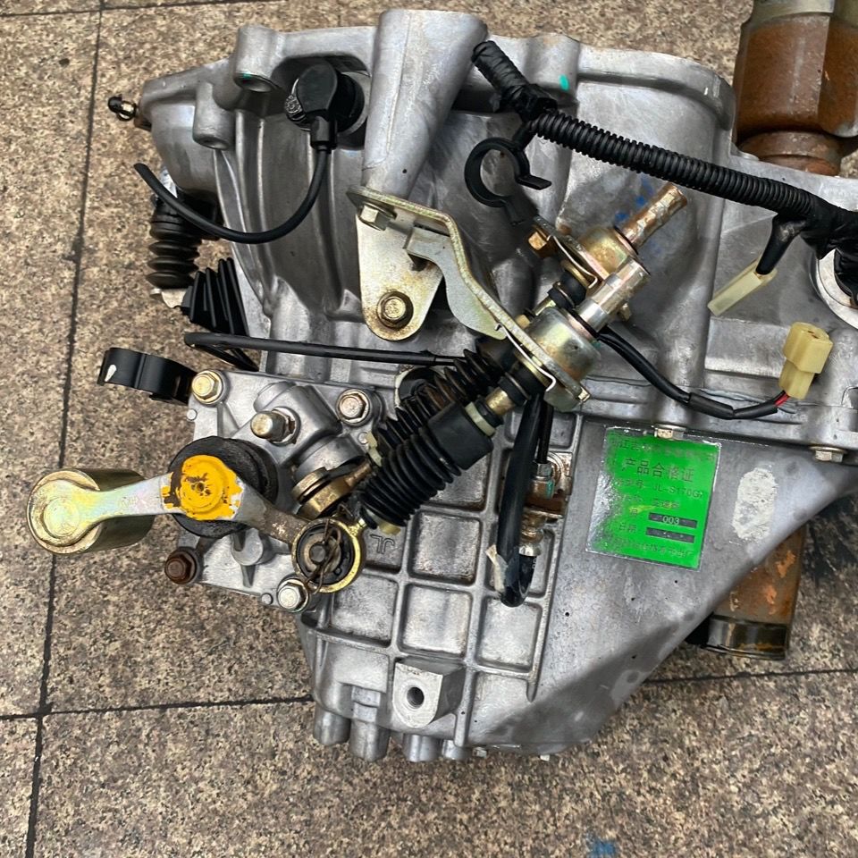 适配吉利豪情远景英伦帝豪全球鹰 1.5 4g15 4g18 手动变速箱波箱