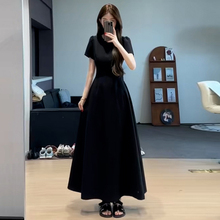 小个子法式黑色收腰连衣裙子女装2024新款夏季设计感高端精致长裙