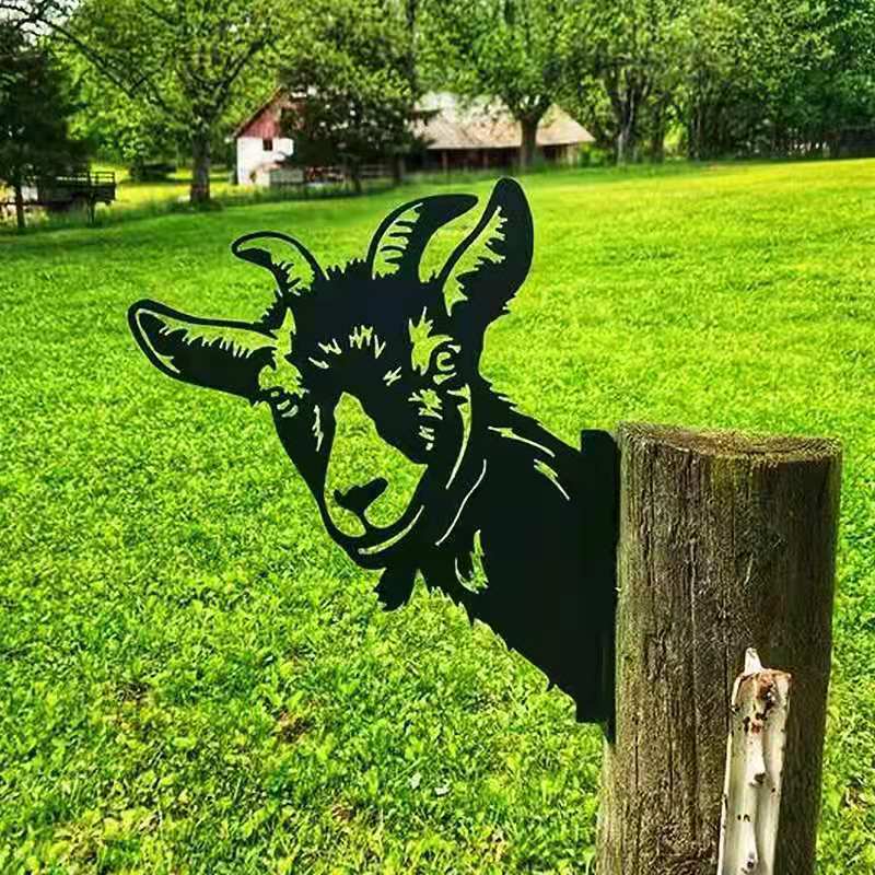 Cross-Border Independent Station Garden Decoration Peeping Cattle Outdoor Horse and Sheep Rooster and Dog Metal Iron Art Decorative Courtyard Plug-in Pendant
