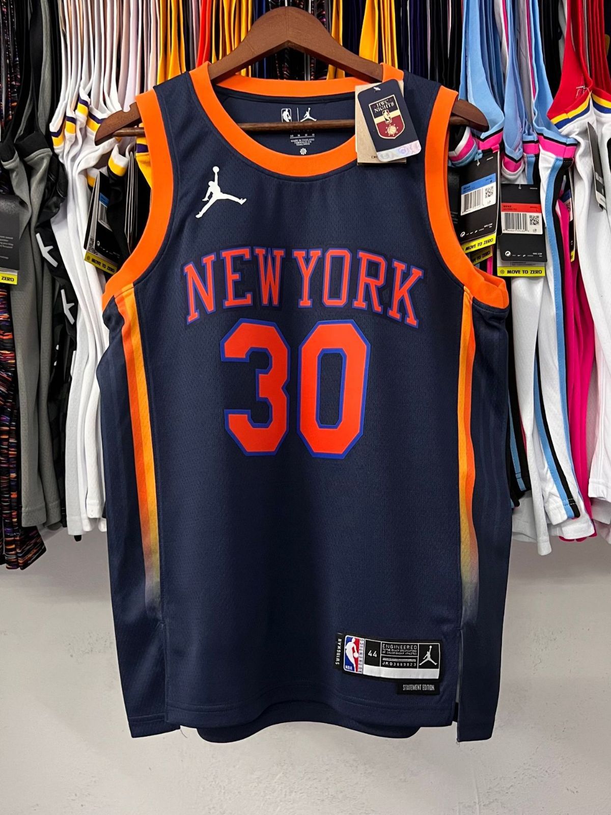 23赛季尼克斯宣告版30号兰德尔11号布伦森9号巴雷特nba球衣-阿里巴巴