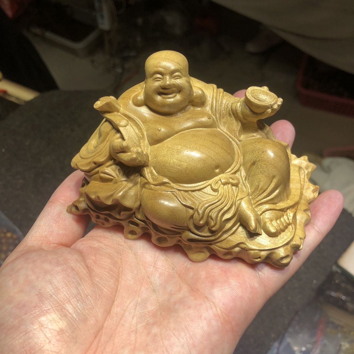 精品老料金丝楠木作精雕刻车载弥勒佛木雕小摆件文玩礼品礼盒装