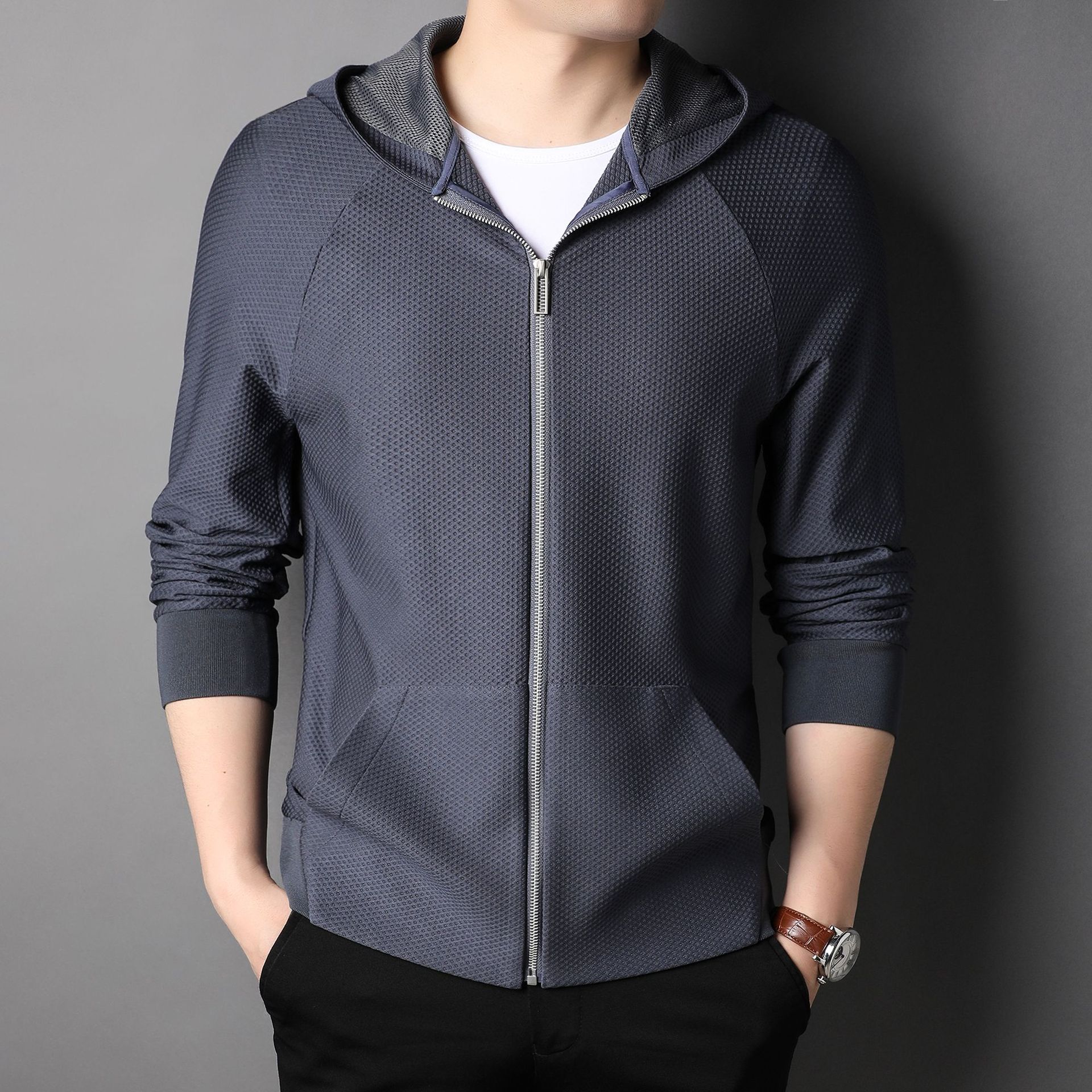 新款上市男士夹克春秋季带帽外套短款上衣简约休闲茄克衫男装外套