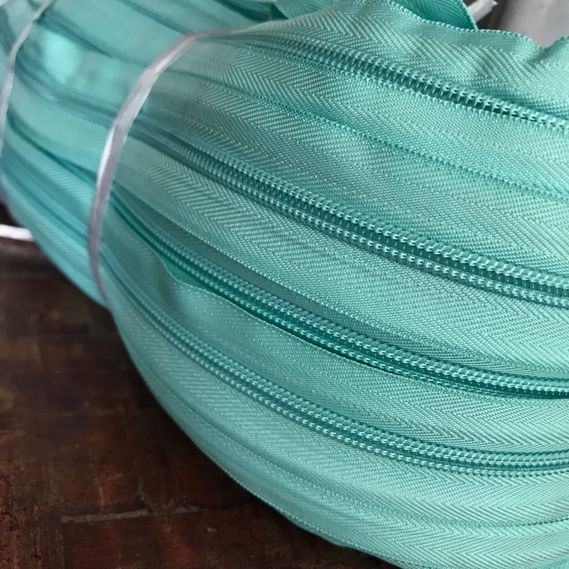 Manufacturer No. 5 Nylon Zipper Chain Bundle Zipper Color Dye Sofa Cushion Luggage Accessories Zipper Wholesale