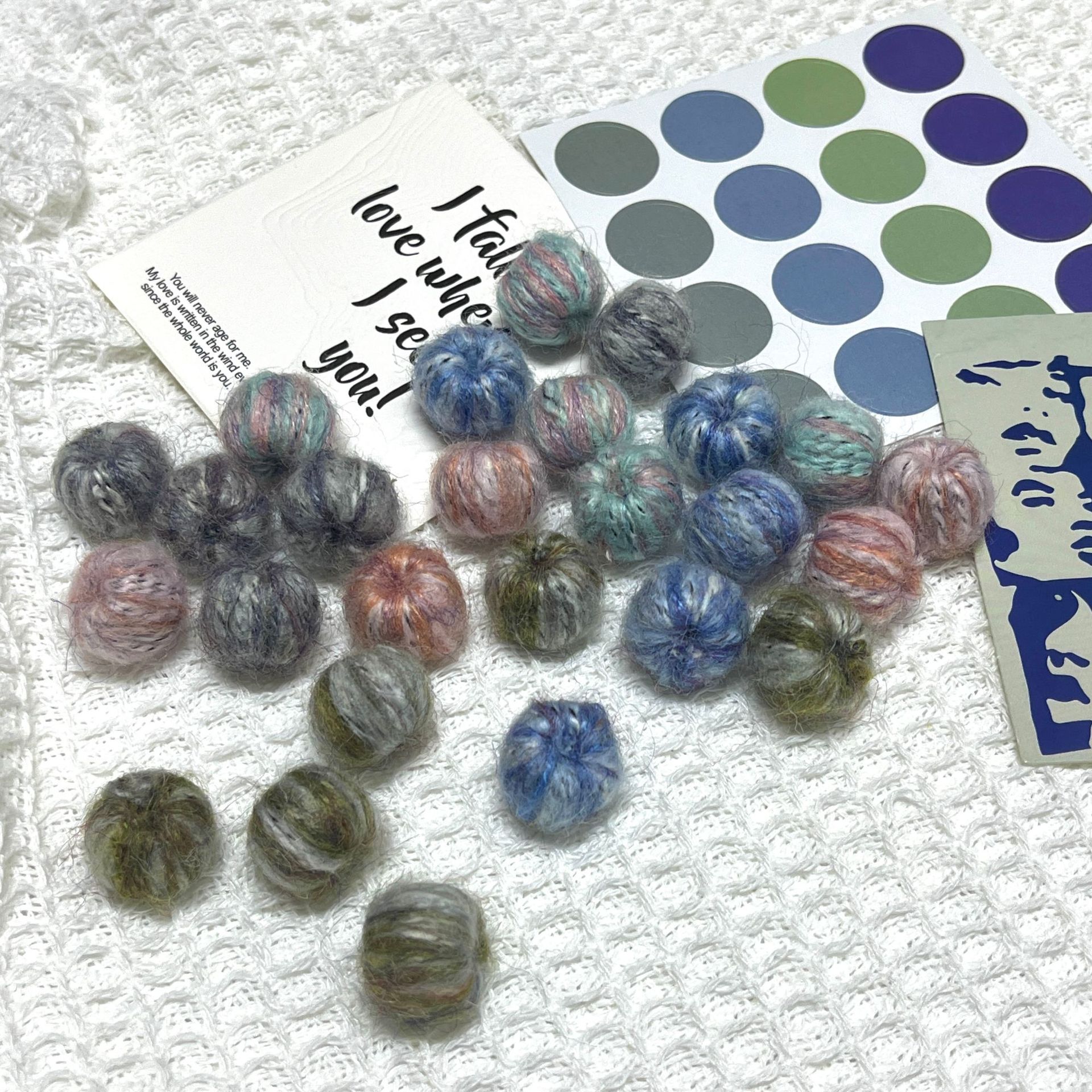 大地色17mm通孔绕线手工球diy手机链包包窗帘花边球饰品配件串珠