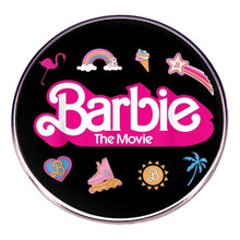 芭比胸针芭比娃娃派对BARBIE别针胸章金属合金徽章配饰
