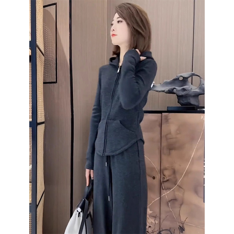 潮流时尚小众感运动套装冬季拉链开衫修身加厚上衣两件套女装