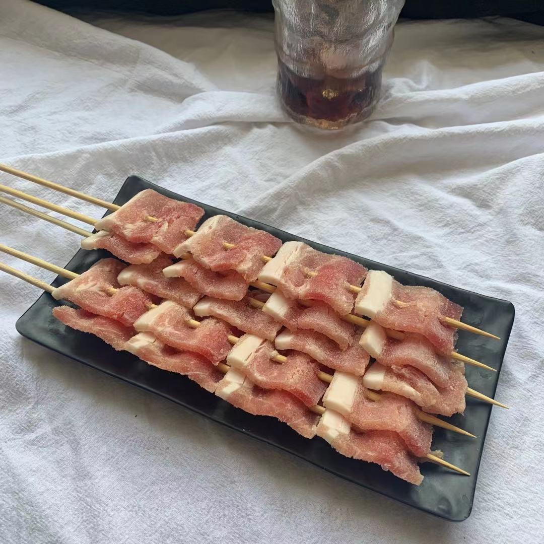 五花肉串 铁板五花猪肉烧烤半成品冷冻火锅食材串串批发厂家出货