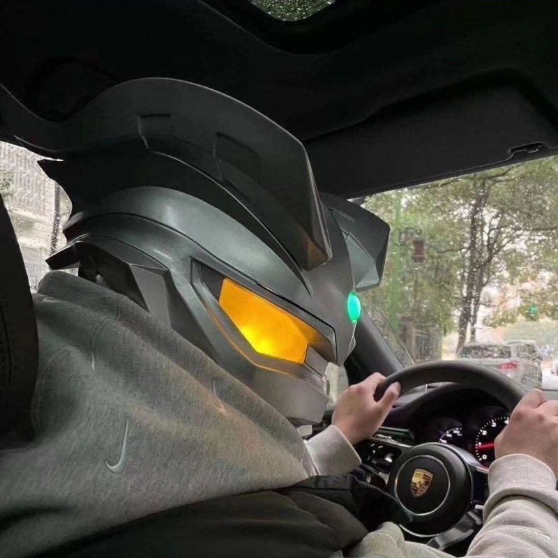 赛罗奥特曼头盔面具cos角色扮演头套发光感应节日礼物可穿戴玩具