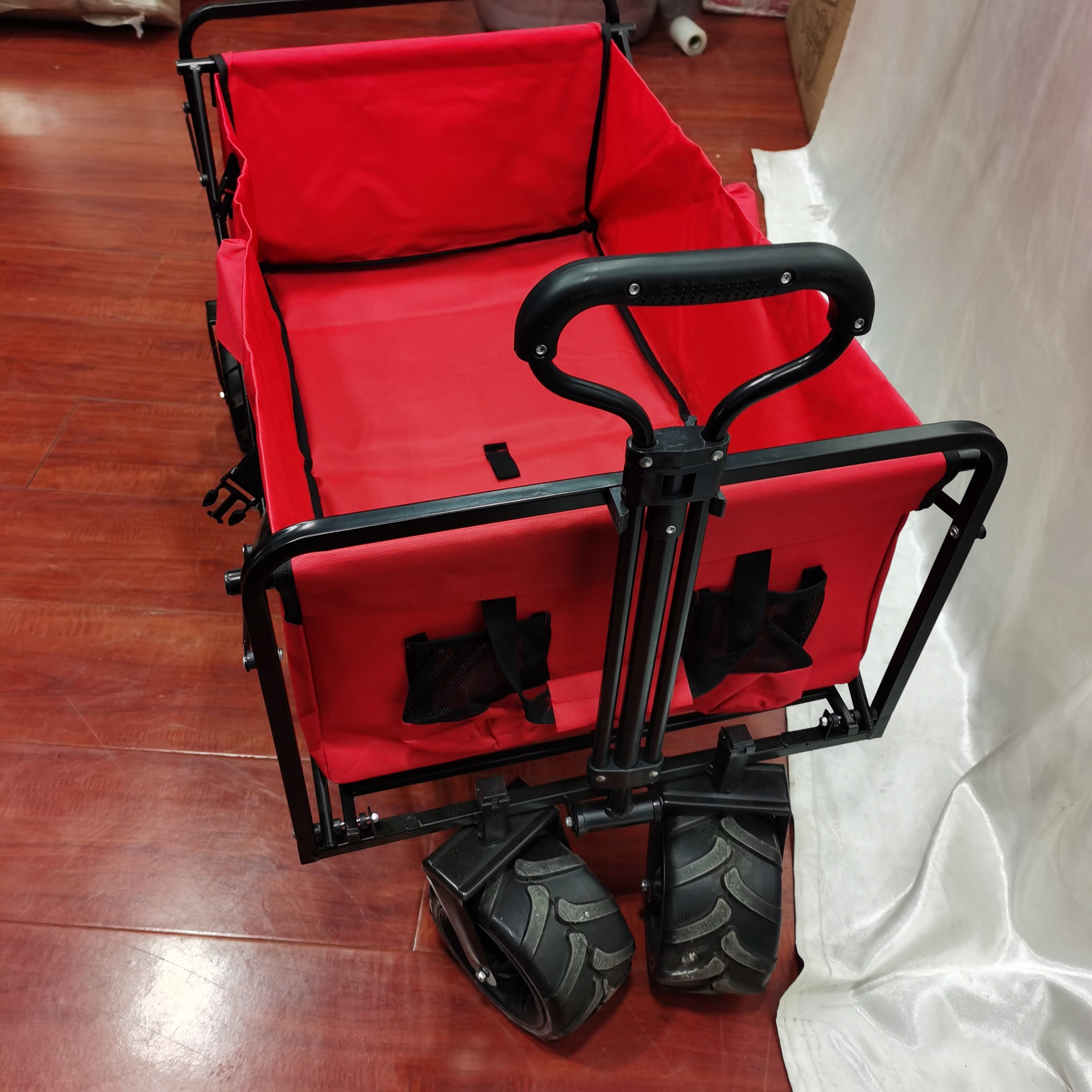 四轮折叠钓鱼工具车花园野营手拉布兜车休闲户外搬运车