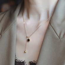 韩版新款钛钢罗马黑白贝项链轻奢流苏吊坠个性时尚气质锁骨链款式