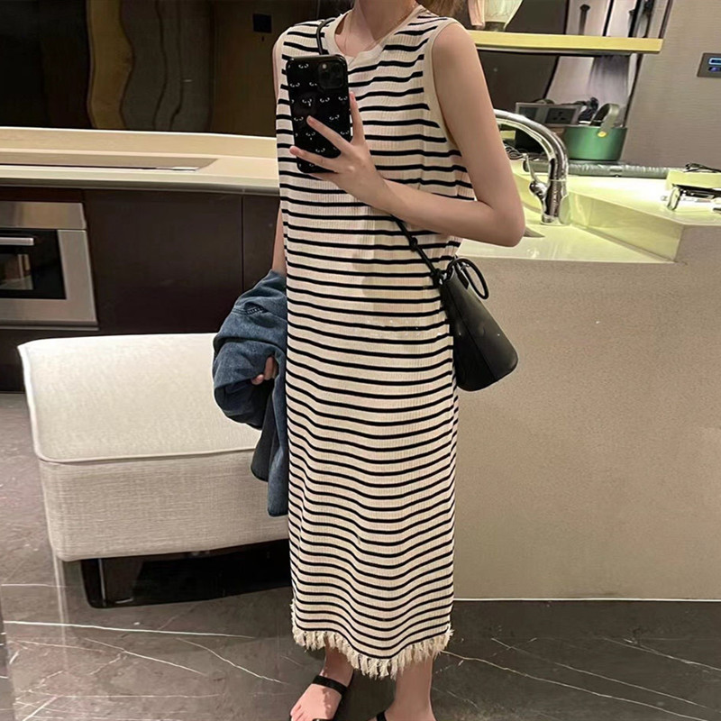 Summer Slimming Short Sleeve Tassel Edge Inner Dress 2023 New L Fashion All-Match Striped Knitted Dress