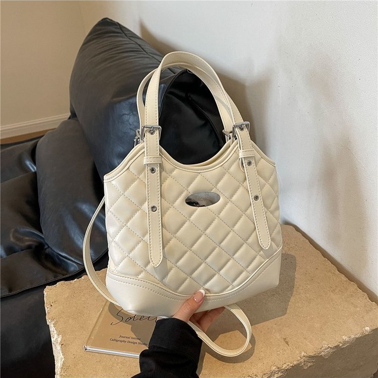 韩国小众腋下包包女新款时尚菱格托特包百搭轻奢大容量通勤女包