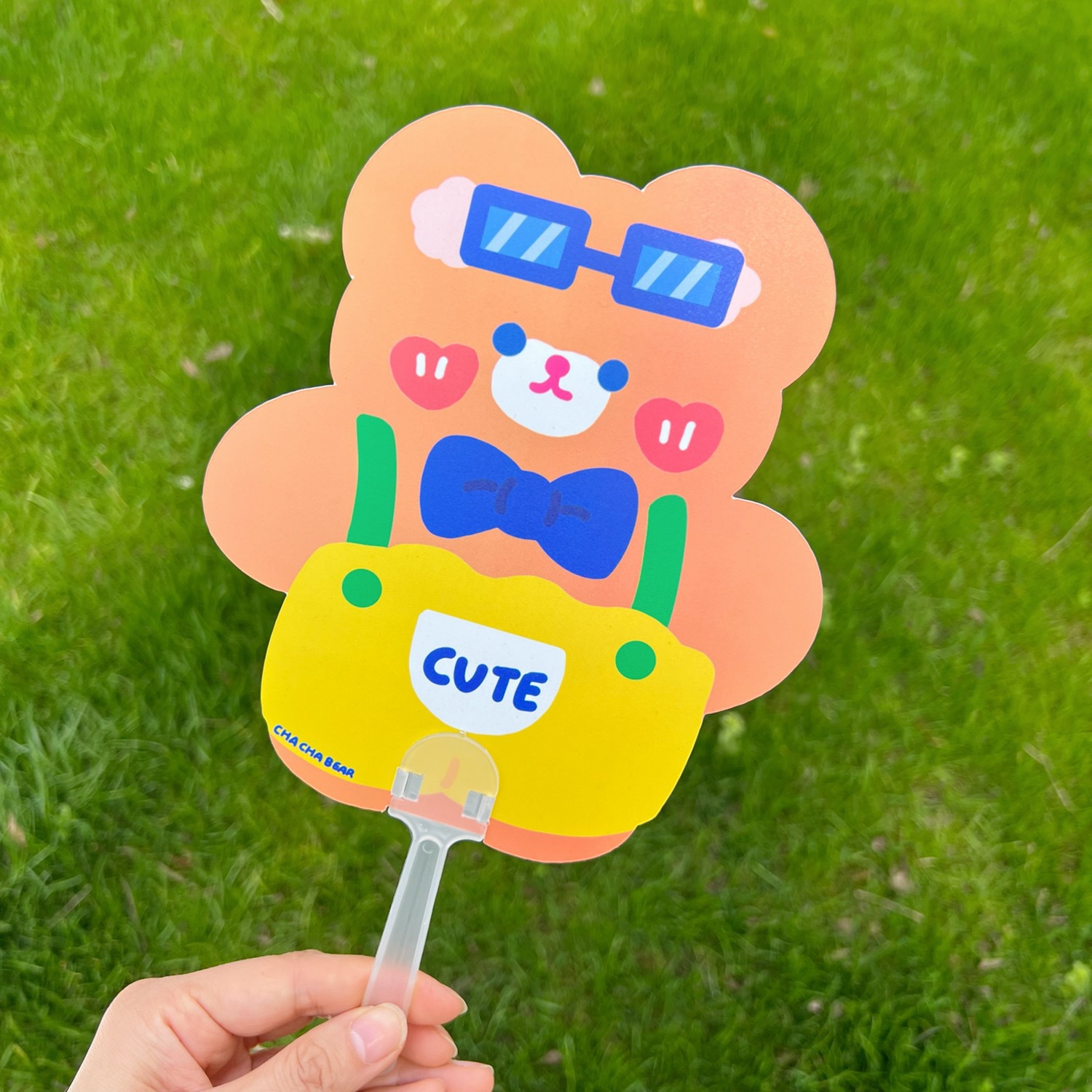 腾亿优品ins卡通可爱小熊小兔小老虎手柄扇子学生迷你便携随身扇