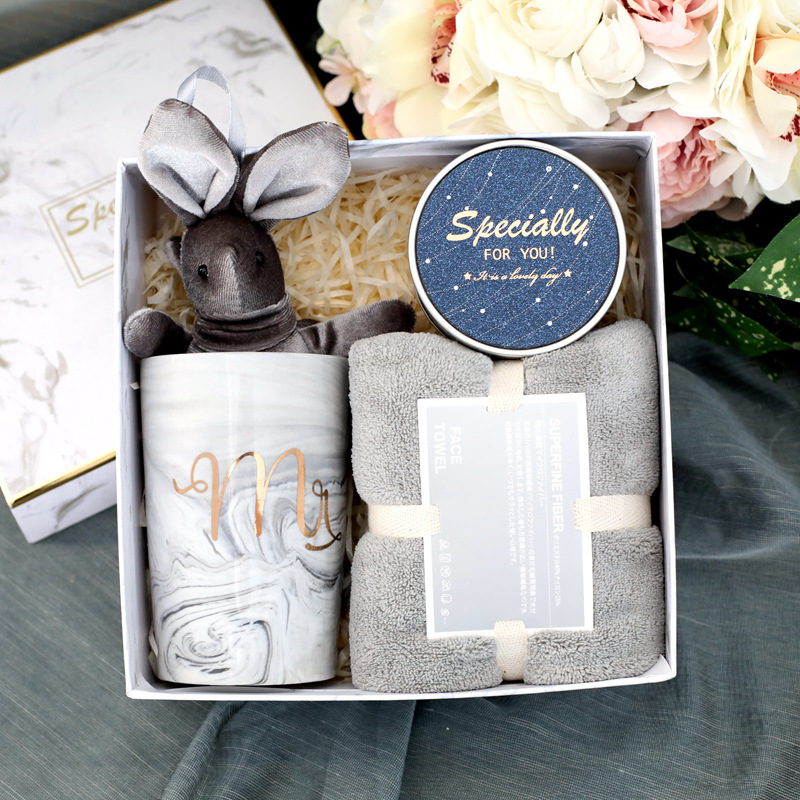 伴手礼女伴娘姐妹团礼盒结婚礼实用创意生日礼品盒包装520ins风