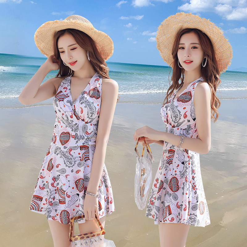 One-Piece Swimsuit Women Backless Sexy Vacation Covering Belly Thin Ins Fairy Fan Boxer Conservative Swimwear Wholesale