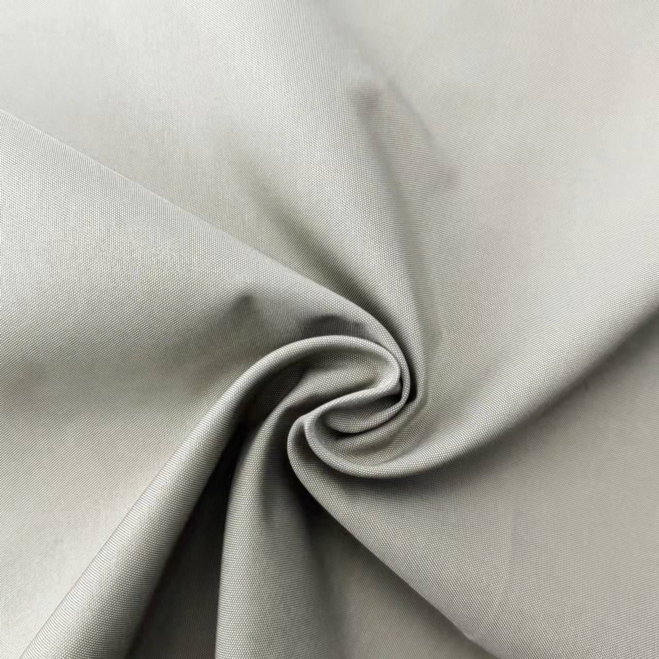 现货供应t400小牛津面料t400 户外服棉服防泼水布羽绒服