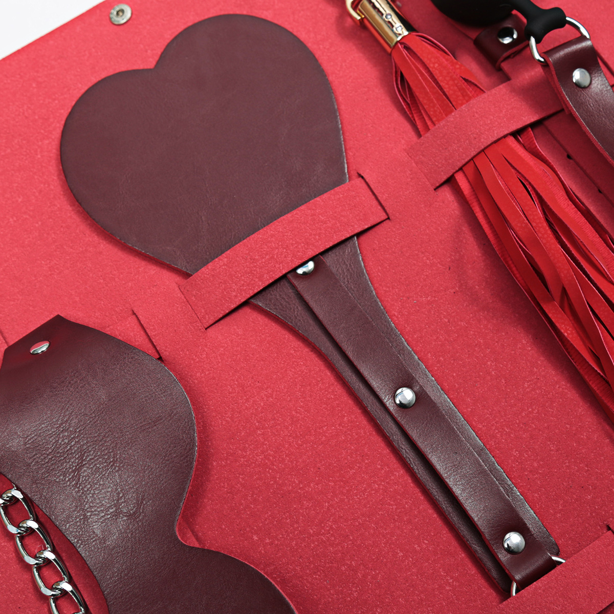 便携式情趣8件套夫妻床上调情捆绑束缚手脚铐皮鞭口塞球另类玩具