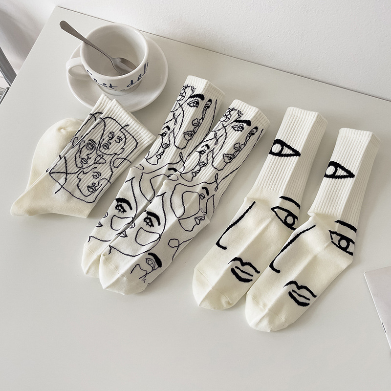 Boneless Suture Abstract Line Painting Personality Creative Men's and Women's Mid-Calf Socks European and American Street Trends Sports Cotton Sock