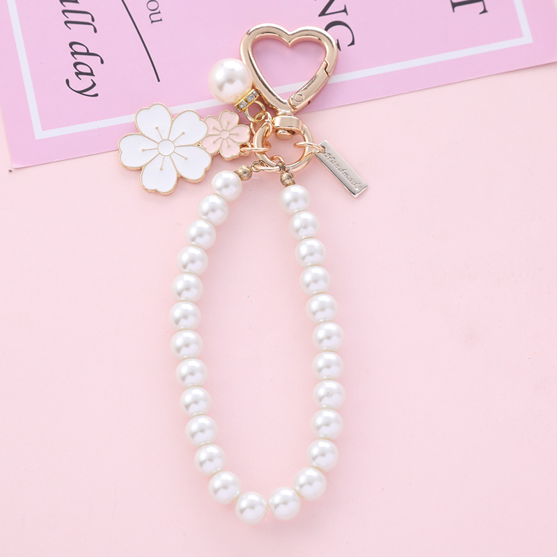 New Two-Color Flower Alloy Key Ring Pendant Cute Small White Flower Letter Pearl Accessories Earphone Sleeves Bag Ornaments