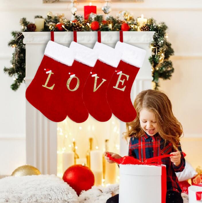2023新品圣诞装饰品红色绒布刺绣字母大号圣诞袜子礼物袋现货批发