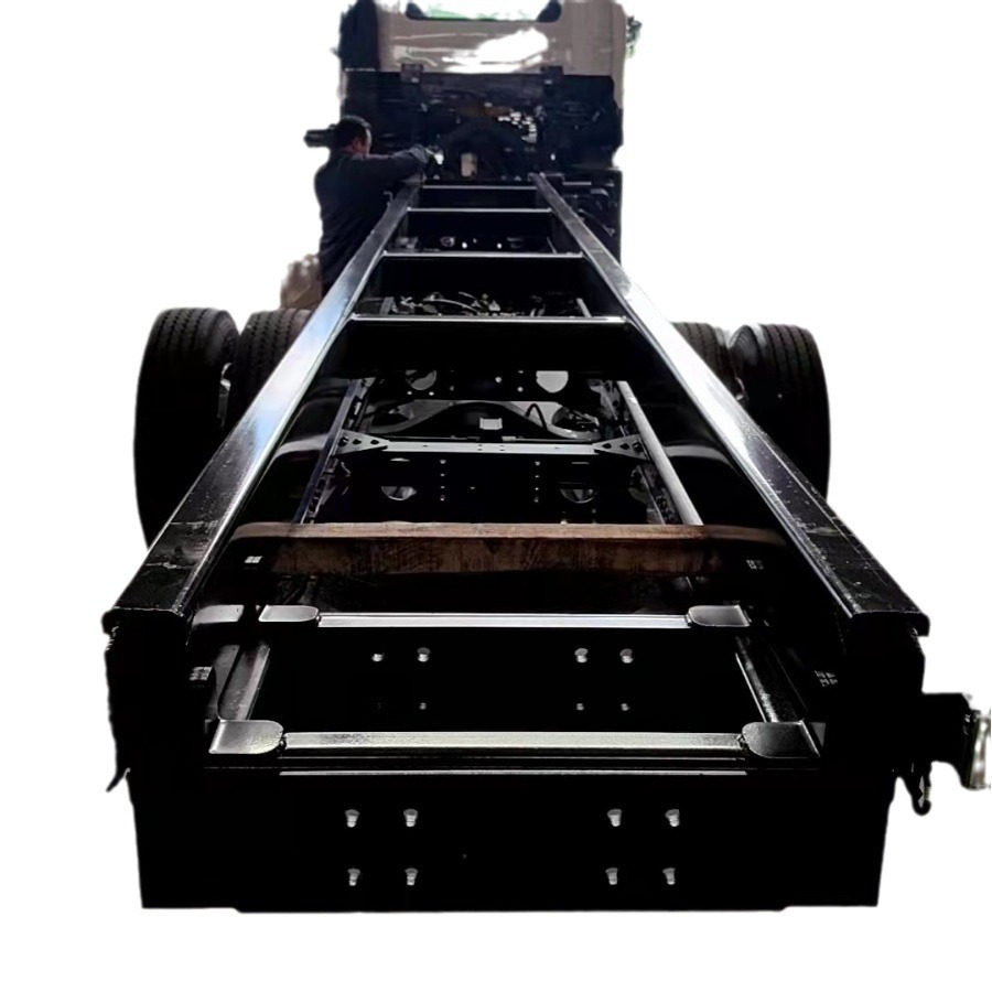 适用渣土车车架二梁副梁批发工程车副车架二架子制造大梁横梁配件