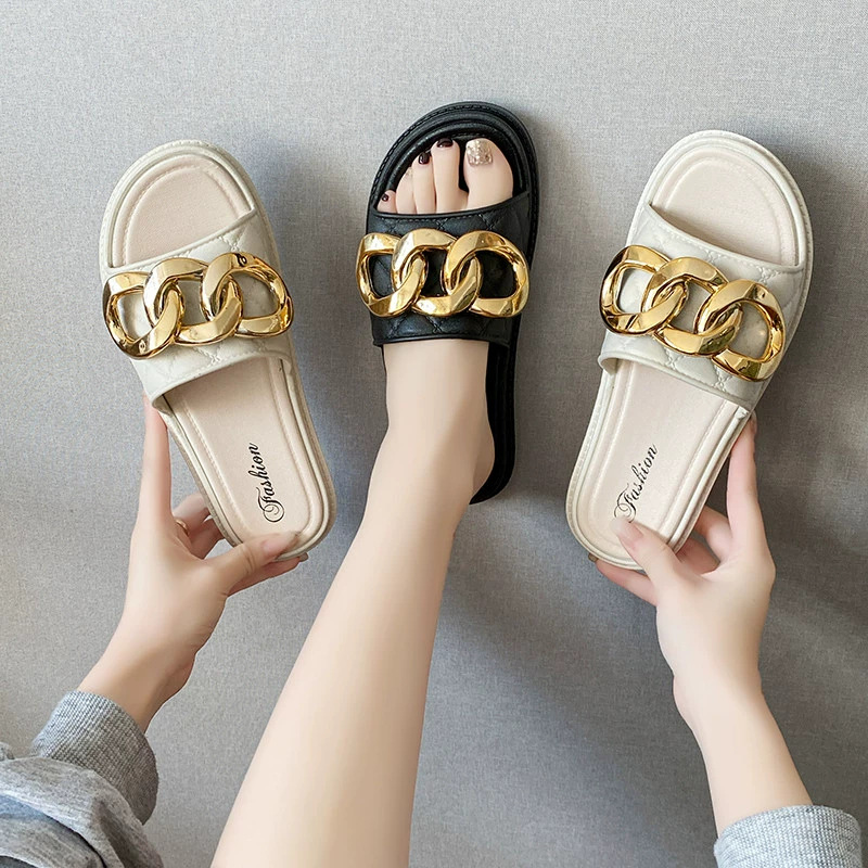 Women's Outdoor All-Matching Fashionable Non-Slip 2023 New Korean Style Beach Flat-Heeled Slippers Sandals Women's Summer