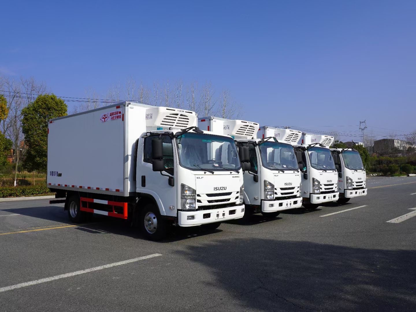 国六庆铃五十铃700p冷藏车 6.8米改装冷藏车