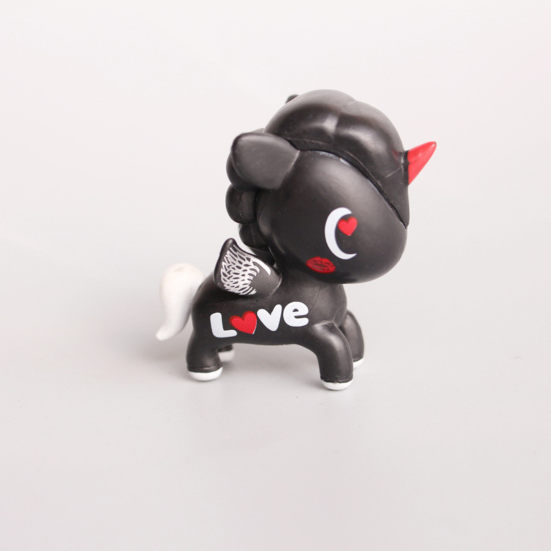 潮流情侣彩虹马独角兽盲盒公仔小马可爱摆件