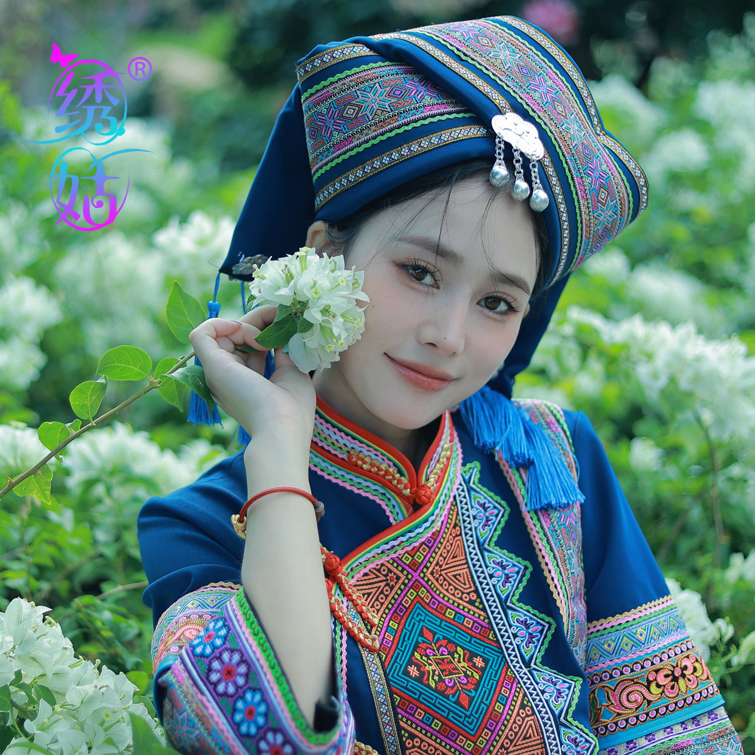 少数民族银帽子传统节日广西壮族服饰刺绣贵州活动苗族套装配饰