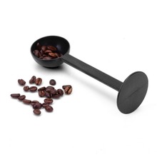 2024新款时尚简约黑色二合一塑料压粉器咖啡豆计量勺咖啡粉勺批发
