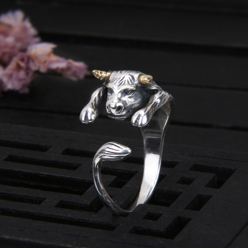 s925纯银本命年生肖牛戒指简约复古霸气男士牛年转运指环生日礼物