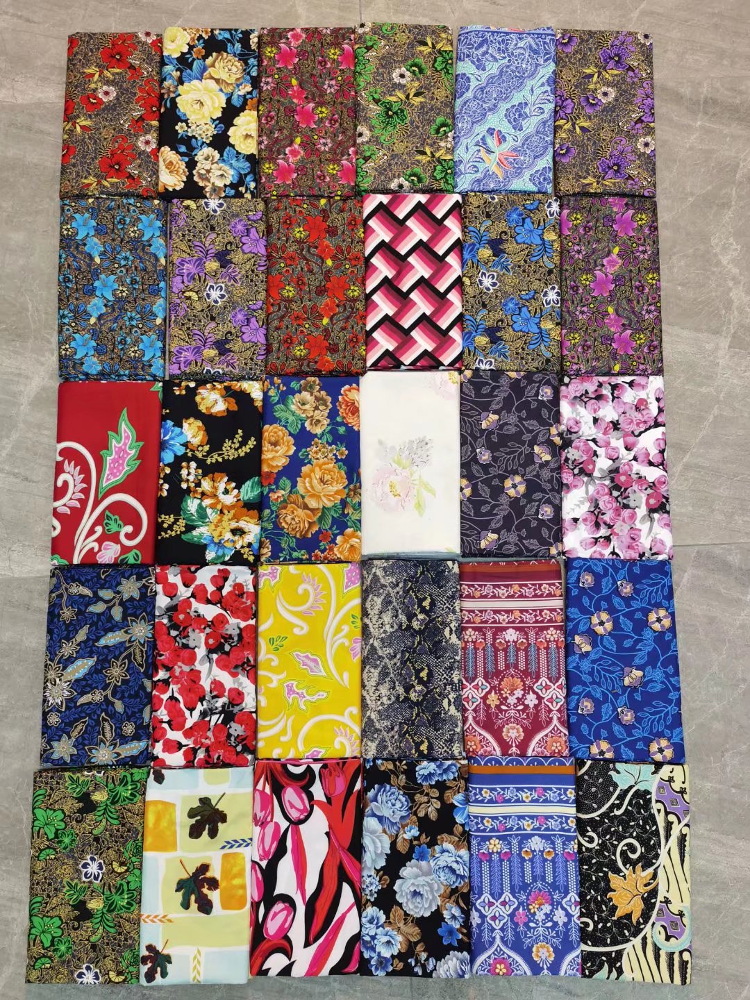 跨境厂家直供马来西亚泰国印尼缅甸纱笼隆基民族筒裙sarong-阿里巴巴