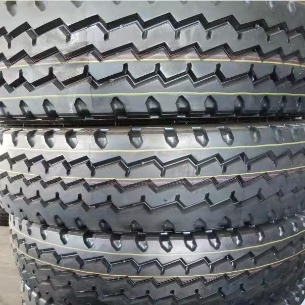 00r20 全钢子午线轮胎 三线花纹 卡车货车轮胎 高品质 可出口
