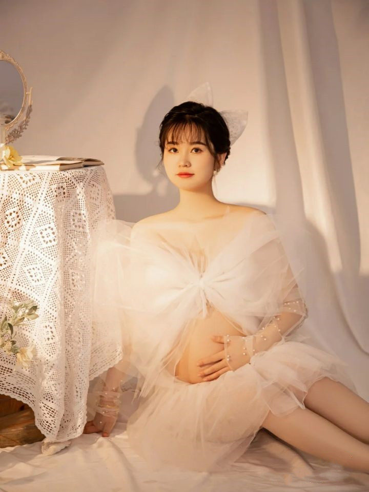 21影楼新款孕妇写真主题服装唯美小清新蝴蝶结白纱大肚妈咪摄影服