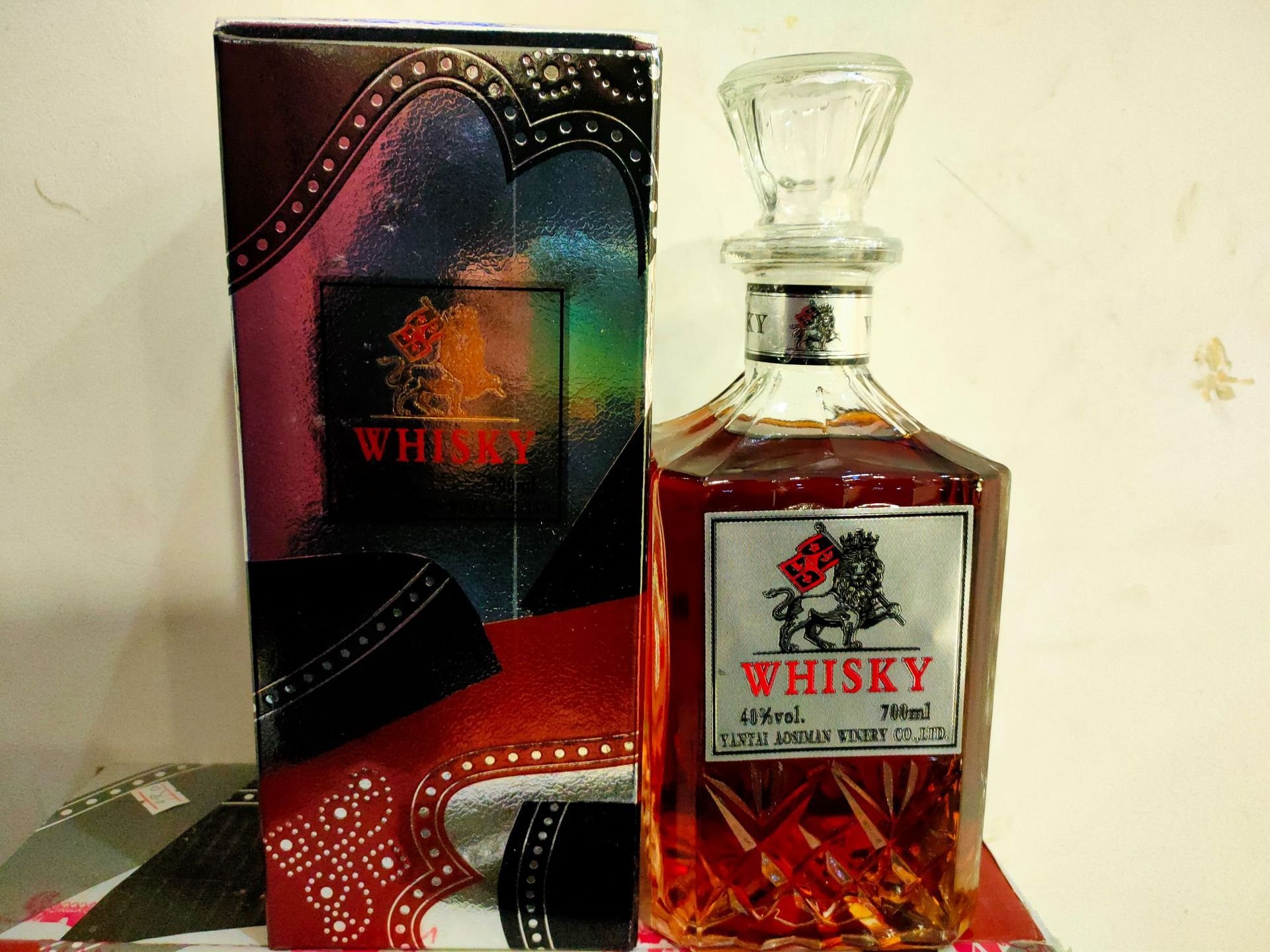 豪爵威士忌700ml6盒40度国产洋酒ktv酒吧夜场红酒批发