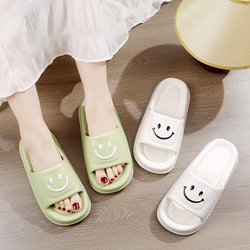 cross-border smiley face sandals for women summer 2024 new couple home thick bottom anti-slip men‘s slippers foreign trade wholesale