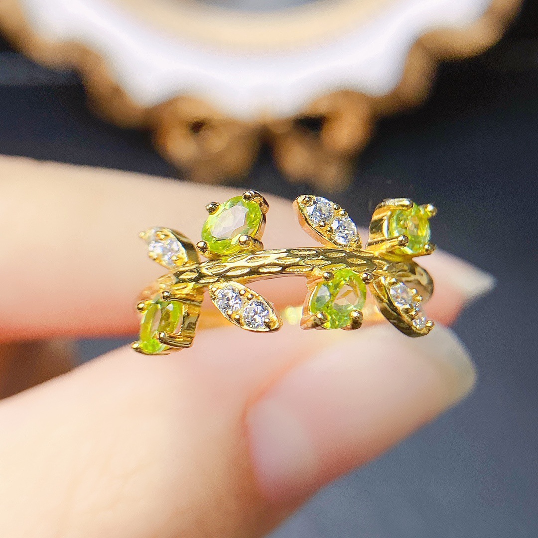 工厂批发爆款天然橄榄石戒指s925银镶嵌主石3*4热销欧美一件代发