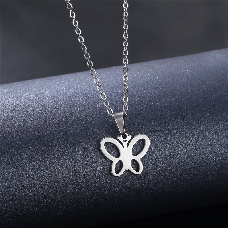 Stainless Steel Ornament O-Ring Chain Butterfly Necklace Europe and America Cross Border Ornament Women's Clavicle Chain Factory Wholesale