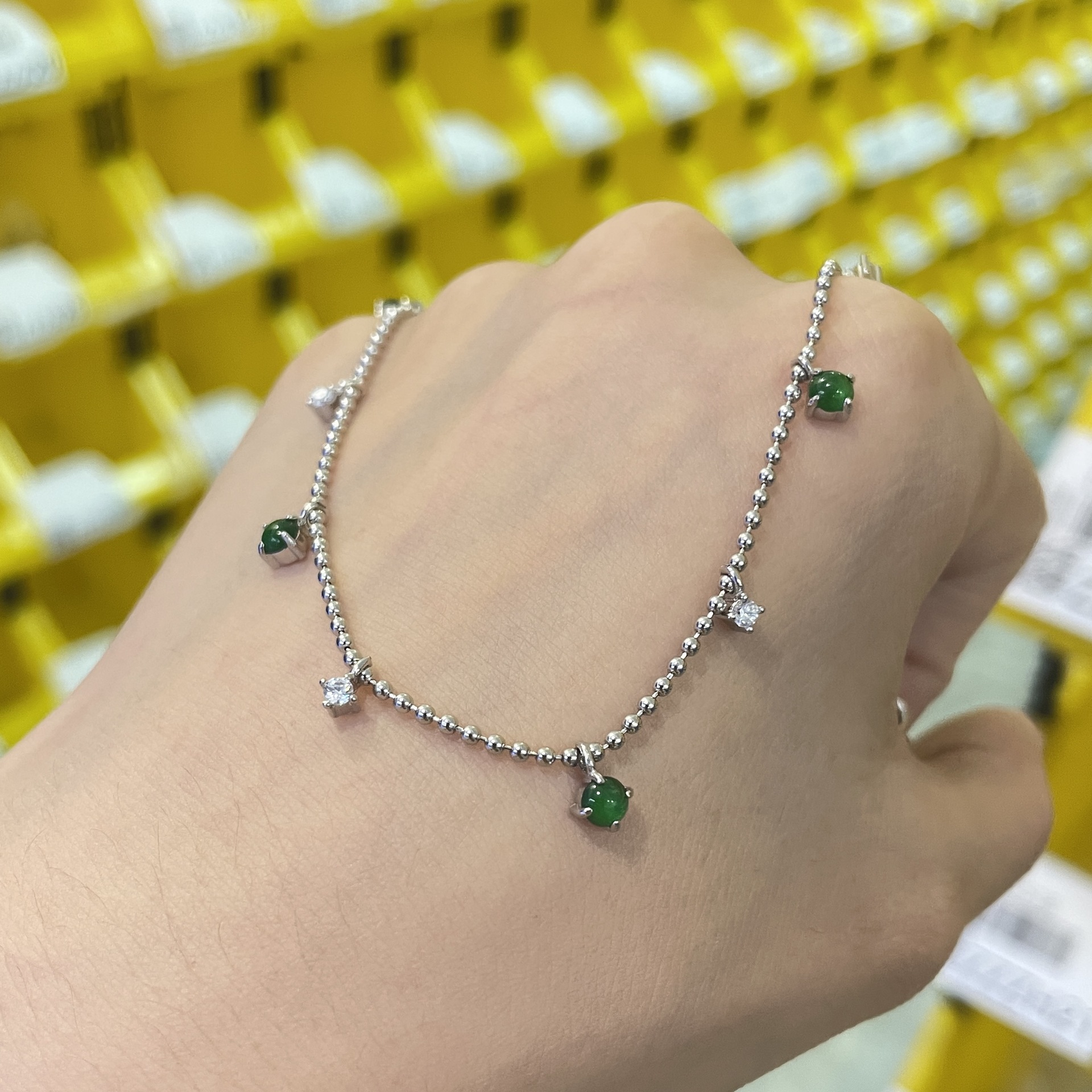 绿野仙踪天然危料a货冰种阳绿翡翠蛋面项链 s925纯银镶复古锁骨链