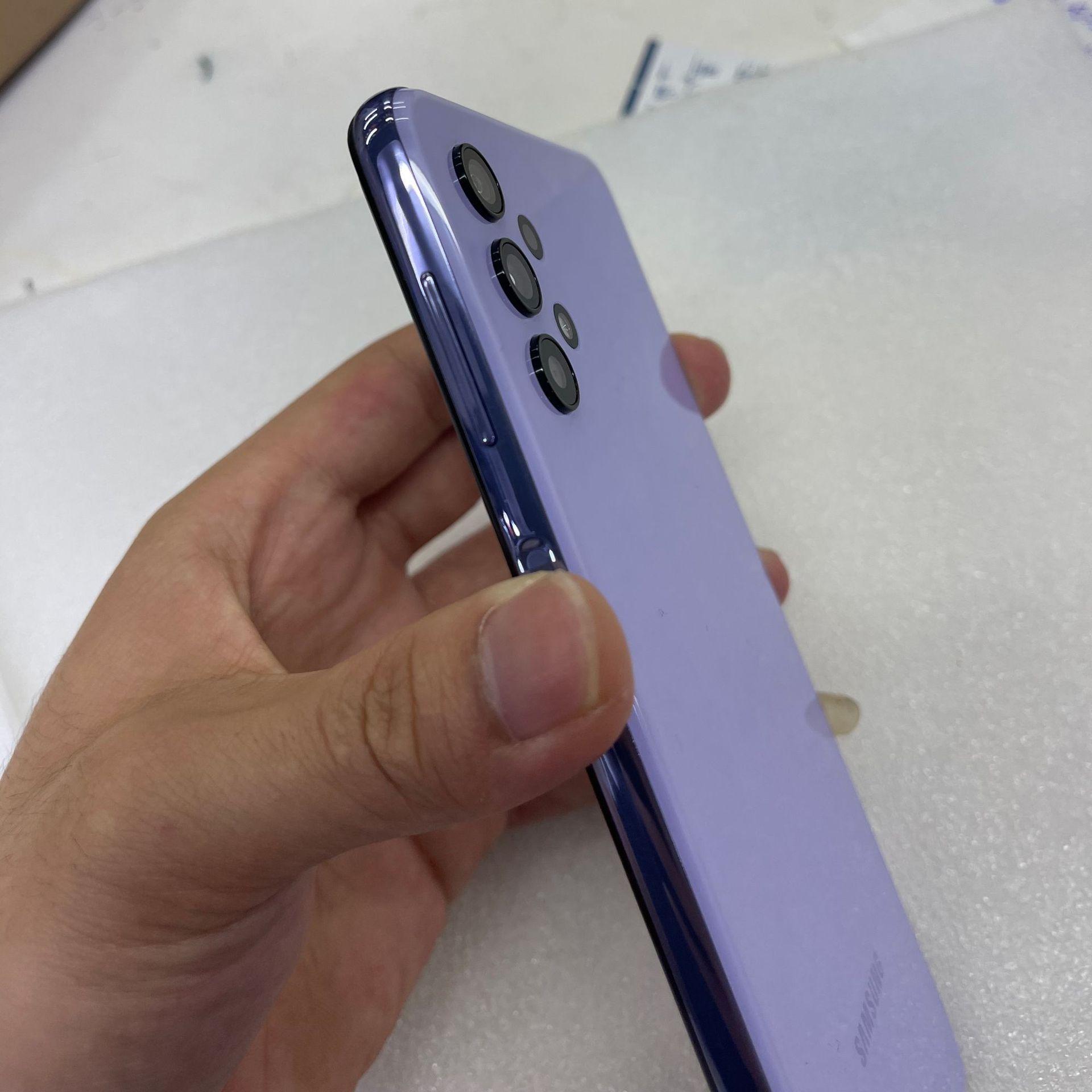 适用三星samsung galaxy a32 4g钢化膜高铝半屏精孔白片贴膜神器